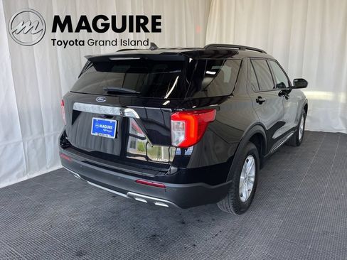 Used 2023 Ford Explorer XLT w/ Equipment Group 202A AWD/4WD image 31