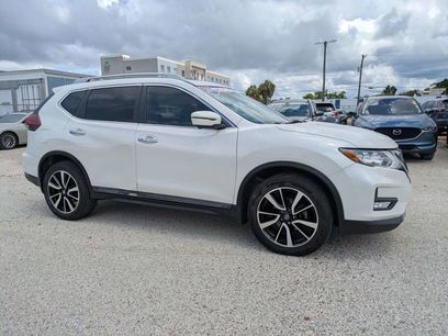 Used 2019 Nissan Rogue SL w/ Premium Package