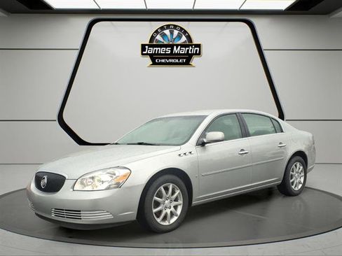 Used 2008 Buick Lucerne CXL image 1