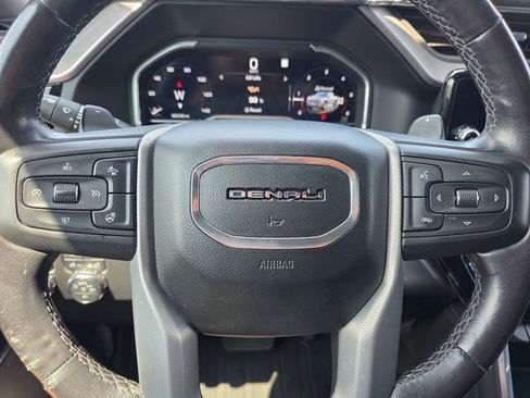 Used 2022 GMC Sierra 1500 Denali AWD/4WD image 32