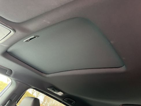 Used 2024 Honda Odyssey Sport image 16