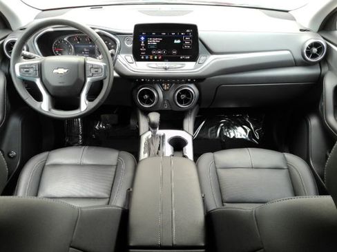 Used 2023 Chevrolet Blazer LT w/ LPO, Floor Liner Package FWD image 2