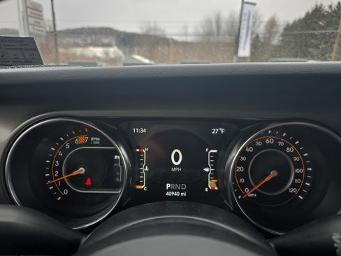 Used 2021 Jeep Wrangler Sport S image 22