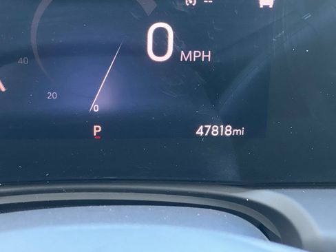 Used 2024 Buick Encore GX Sport Touring FWD image 35