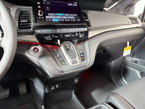 New 2026 Honda Odyssey Sport-L image 25