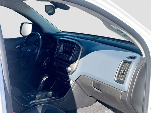 Used 2022 Chevrolet Colorado Z71 image 27