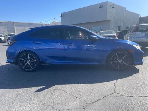 Used 2020 Honda Civic Sport image 2