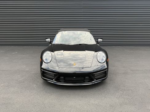 Certified 2024 Porsche 911 AWD/4WD image 6