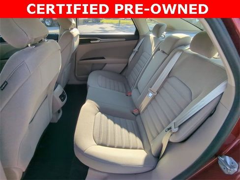 Certified 2017 Ford Fusion SE w/ Fusion SE Technology Package image 15