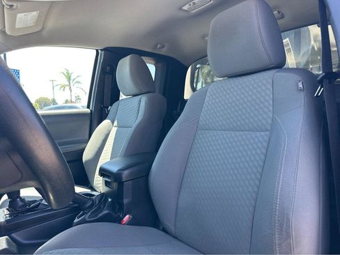 Used 2020 Toyota Tacoma SR RWD image 7