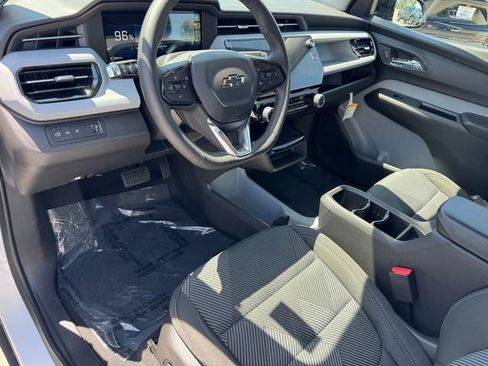 New 2027 Chevrolet Bolt LT w/ Comfort Package FWD image 12