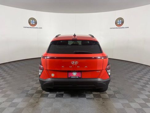 Used 2025 Hyundai Kona SEL AWD/4WD image 19