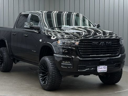 Used 2026 RAM 1500 Laramie w/ Night Edition AWD/4WD image 7