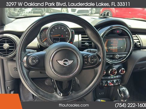 Used 2017 MINI Cooper Convertible FWD image 38