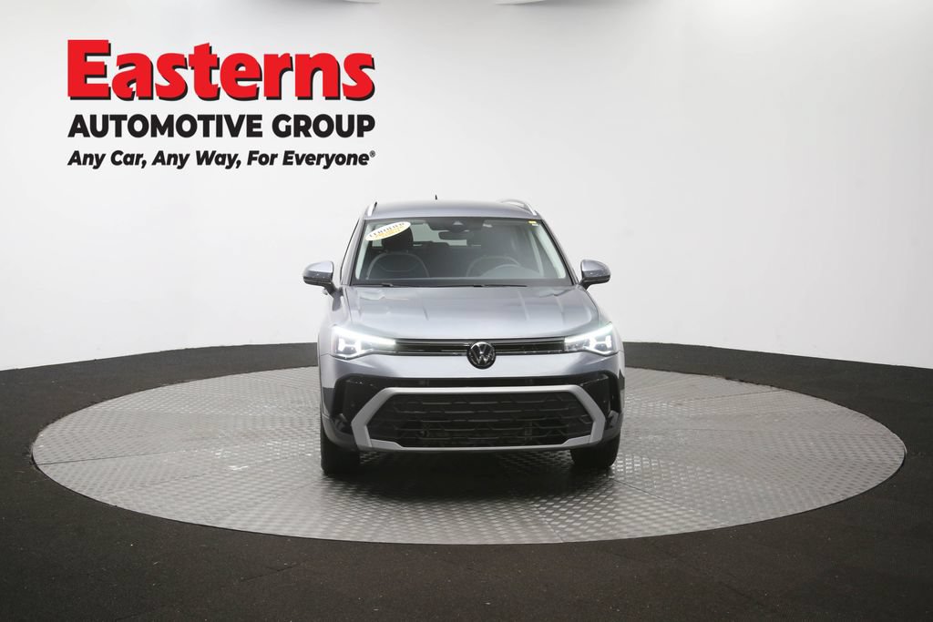 Used 2025 Volkswagen Taos SE AWD/4WD image 52