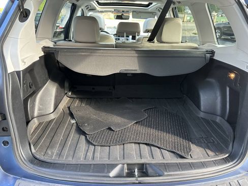 Used 2018 Subaru Forester 2.5i Limited AWD/4WD image 9