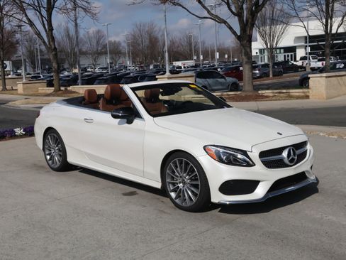 Used 2017 Mercedes-Benz C 300 Cabriolet image 2