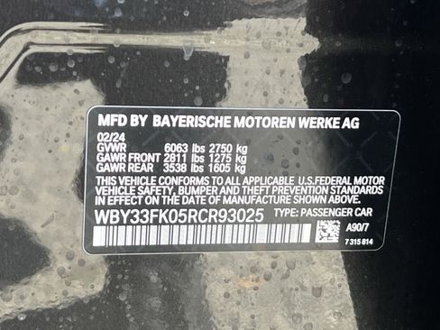 Used 2024 BMW i5 eDrive40i w/ M Sport Package RWD image 25