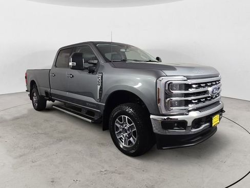 Certified 2024 Ford F350 Lariat w/ Camper Package image 7