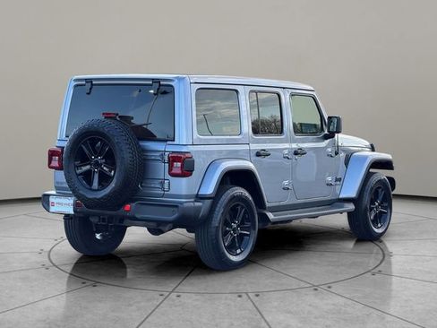 Used 2021 Jeep Wrangler Unlimited Sahara image 6