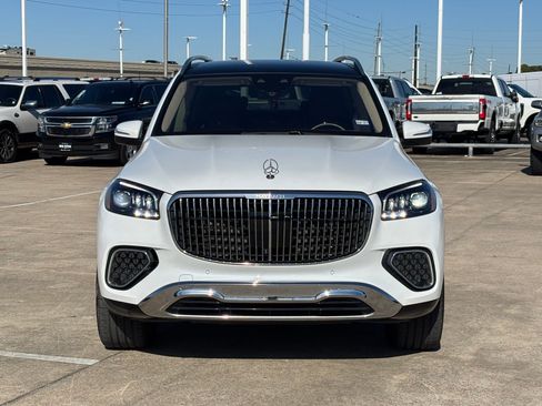 Used 2025 Mercedes-Benz Maybach GLS 600 4MATIC image 9