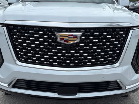 New 2026 Cadillac Escalade 4WD image 15