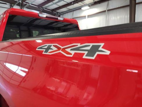 Used 2021 Chevrolet Silverado 1500 RST AWD/4WD image 14