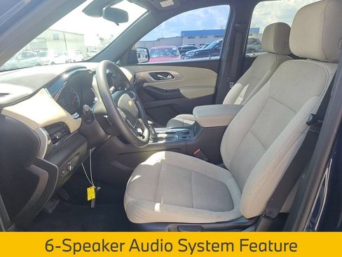 Used 2022 Chevrolet Traverse LS FWD image 6