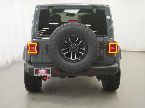 New 2026 Jeep Wrangler Unlimited Rubicon AWD/4WD image 10