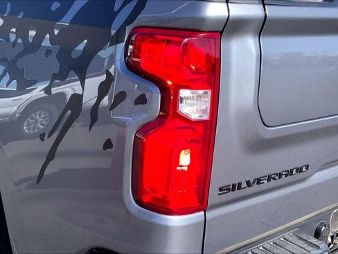Used 2021 Chevrolet Silverado 1500 RST w/ Texas Edition Plus image 29