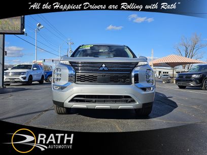 Used 2024 Mitsubishi Outlander SE