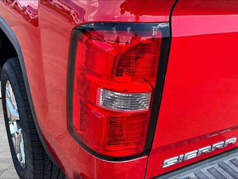 Used 2014 GMC Sierra 1500 SLT w/ SLT Crew Cab Value Package AWD/4WD image 33