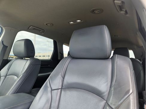 Used 2019 Buick Enclave Premium FWD image 10
