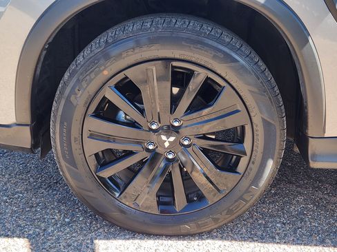 Used 2025 Mitsubishi Outlander Sport LE AWD/4WD image 7