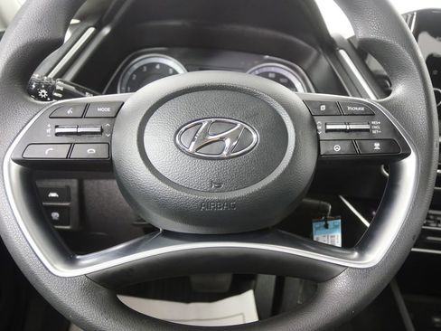 Used 2023 Hyundai Sonata SE FWD image 17