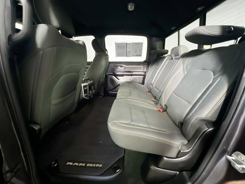 Used 2021 RAM 1500 Big Horn image 28