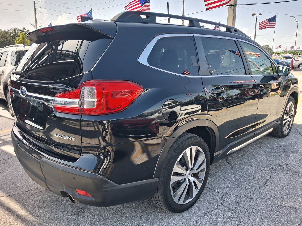 Used 2019 Subaru Ascent Limited AWD/4WD image 6