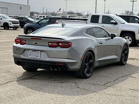 Used 2023 Chevrolet Camaro LT w/ Technology Package image 5