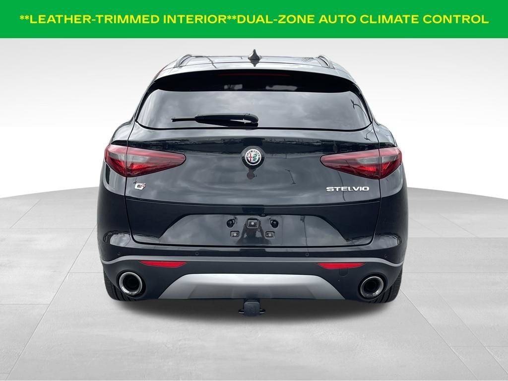 Used 2018 Alfa Romeo Stelvio Ti Sport AWD/4WD image 10