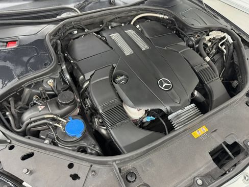 Used 2019 Mercedes-Benz S 450 Sedan w/ AMG Line Exterior image 49