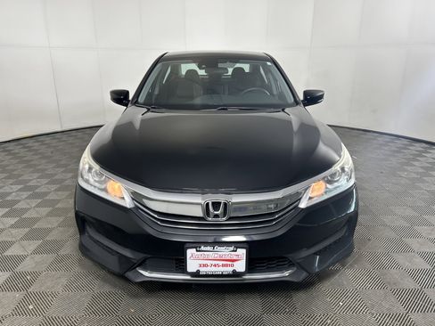 Used 2017 Honda Accord LX image 7