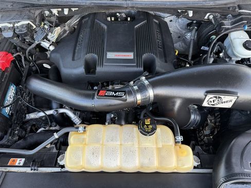 Used 2018 Ford F150 Raptor w/ Equipment Group 802A Luxury image 26