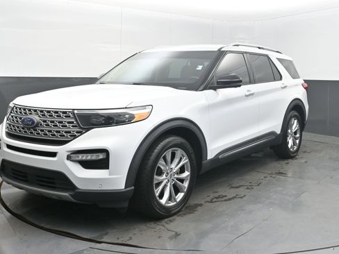 Used 2021 Ford Explorer Limited w/ Equipment Group 301A image 3