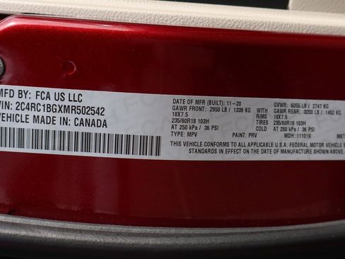 Used 2021 Chrysler Pacifica Touring-L w/ Uconnect Theater Family Group image 47