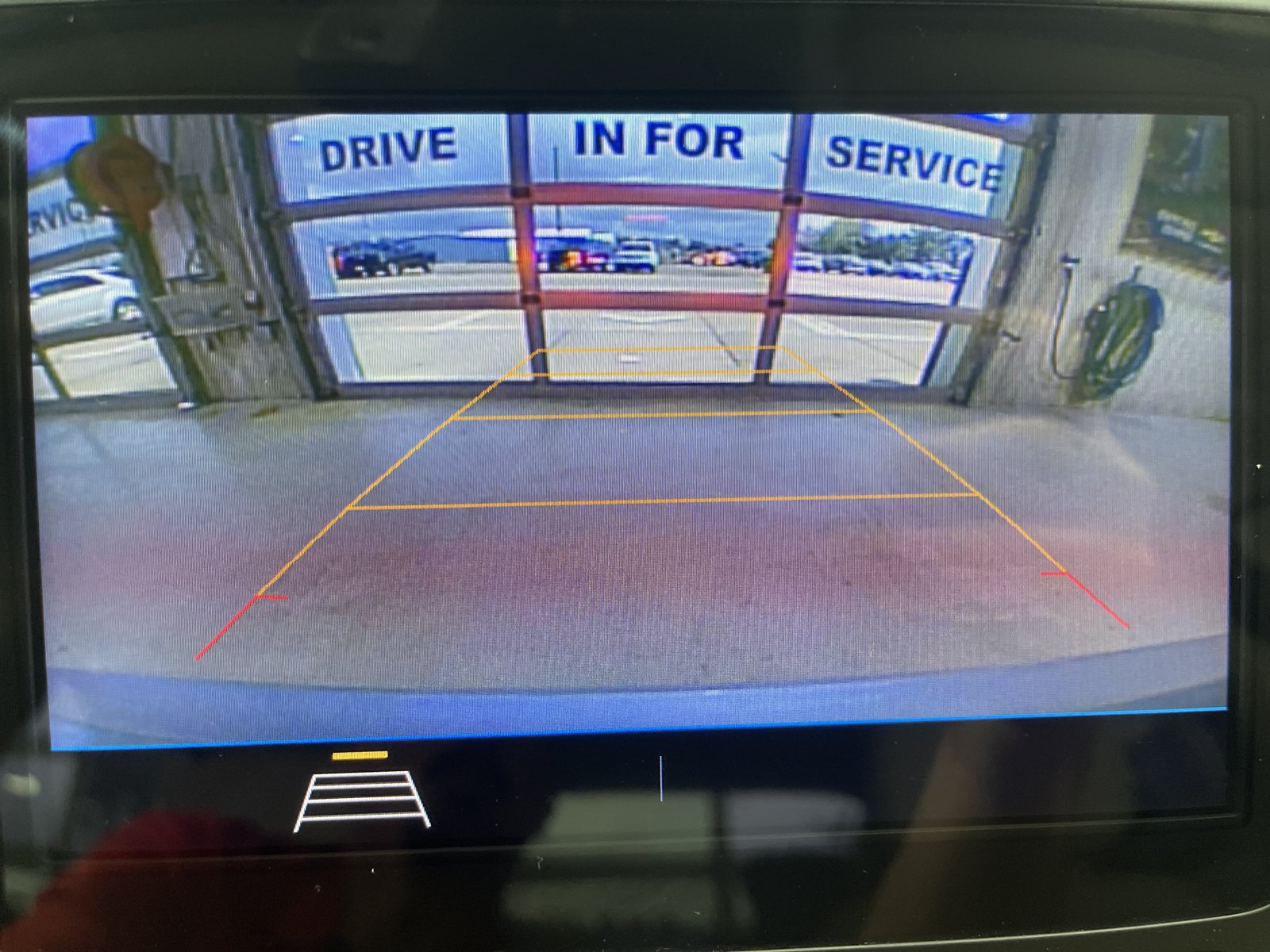 Used 2019 Chevrolet Malibu LT w/ Leather Package FWD image 22