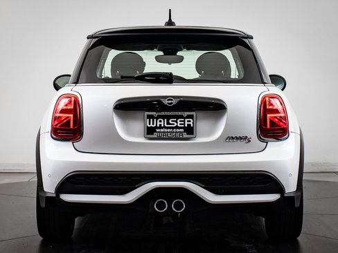 Used 2024 MINI Cooper S w/ Signature Upholstery Package image 7