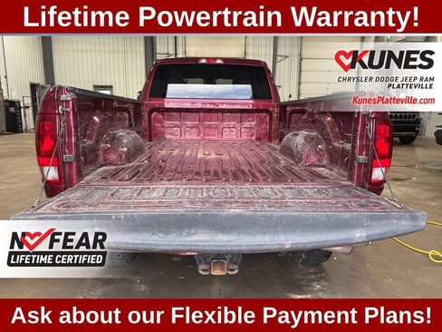 Used 2018 RAM 3500 Tradesman w/ Chrome Appearance Group image 12