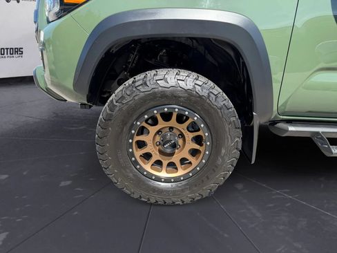 Used 2020 Toyota Tacoma TRD Pro AWD/4WD image 30