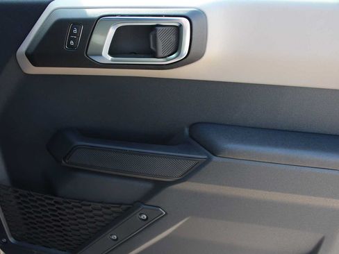 Used 2025 Ford Bronco Big Bend AWD/4WD image 16
