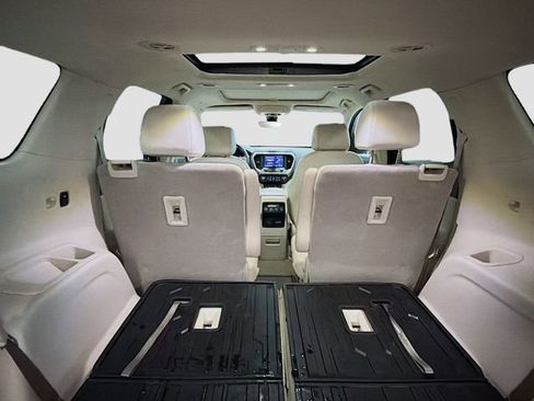 Certified 2023 GMC Acadia Denali w/ Denali Ultimate Package image 25